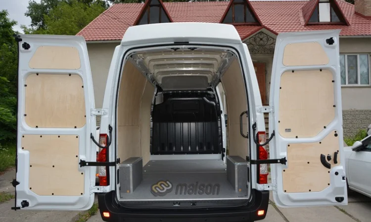 Обшивка фургона фанерою від компанії Мейсон - фото № 1