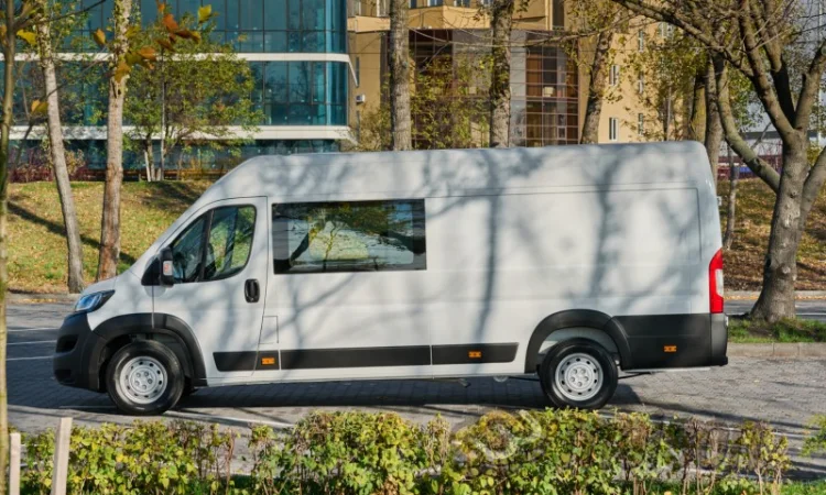 Переобладнання Peugeot Boxer у вантажопасажирський - фото № 10