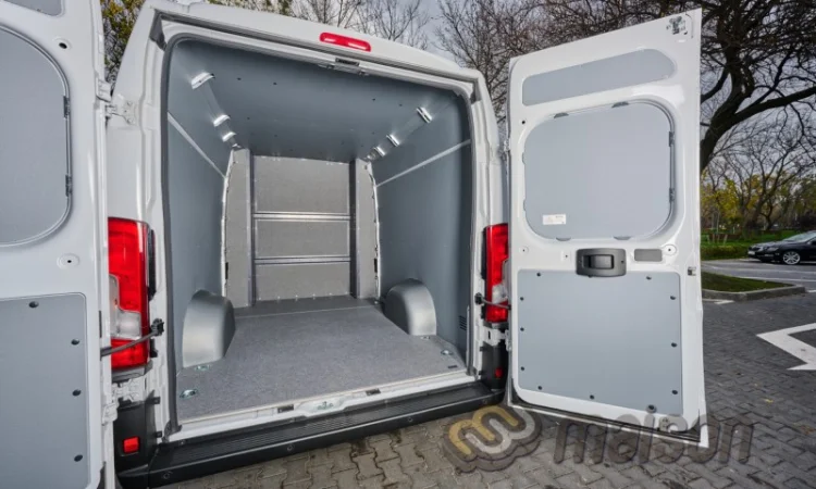 Переобладнання Peugeot Boxer у вантажопасажирський - фото № 9