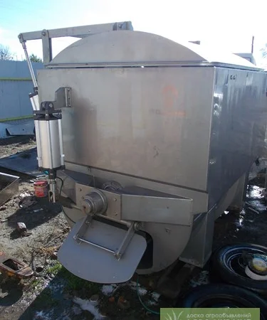 Вакуумный фаршемес Wolfking 2000 л. в продаже - фото № 2