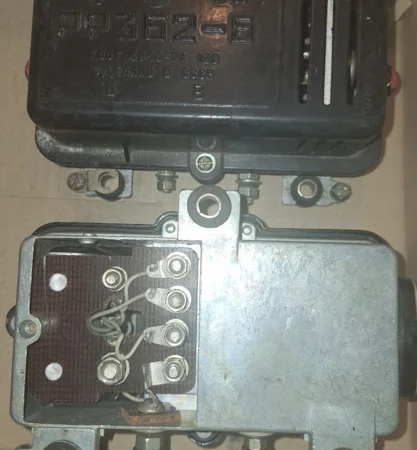 Реле-регулятор напряжения РР362-Б 14В в продаже - фото № 1