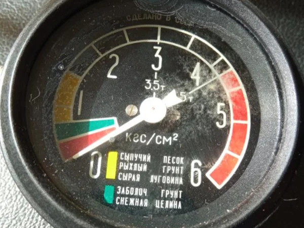 Манометр МД 223Б для вимірювання тиску в шинах ЗІЛ-131 - фото № 1