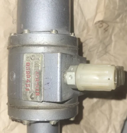 Регулятор давления воздуха в кабине АРД-57В - фото № 1