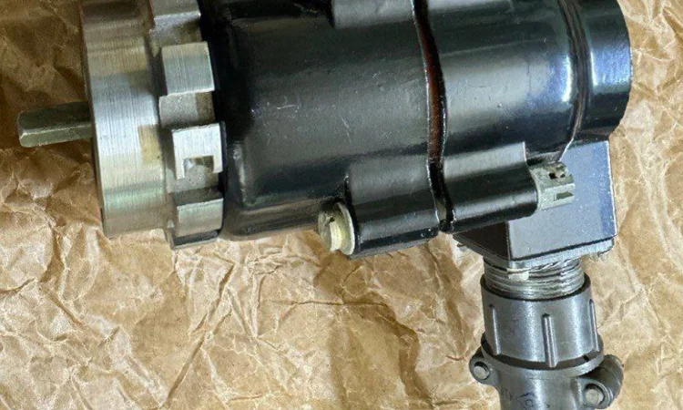 Датчик тахометра ДТЭ-1 в продаже - фото № 1