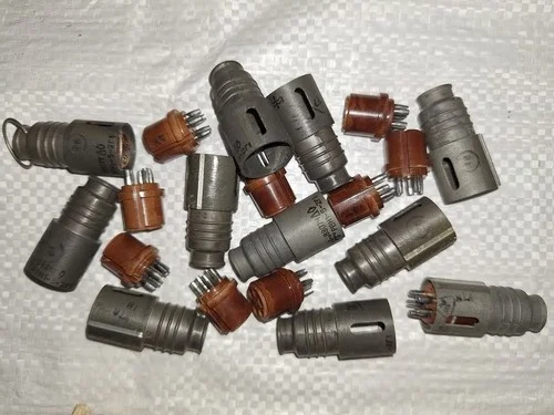 Розетка РВН1-5-2Г1 для електричних ланцюгів - фото № 1