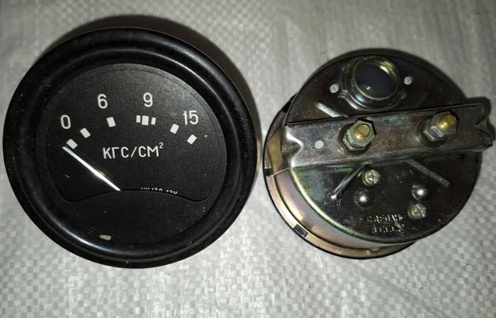 Показник тиску масла УК-138 у продажу - фото № 1