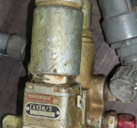 Двухпозиционные золотники ГА-13М/3 в продаже - фото № 1