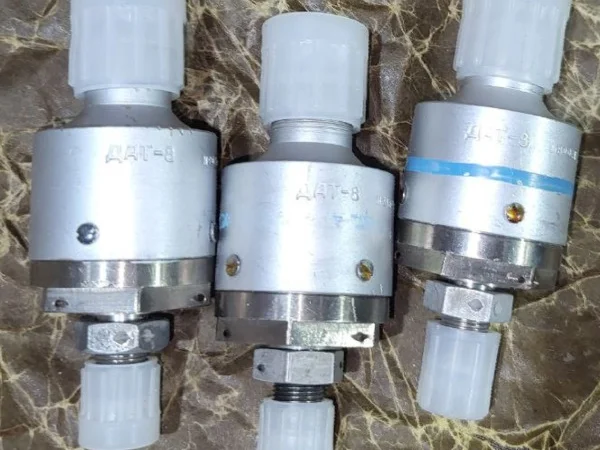 Датчик ДАТ-8 для контроля давления - фото № 1