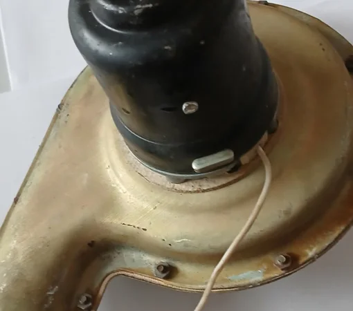 Электродвигун обогревателя 63.3730 12V/15V - фото № 1