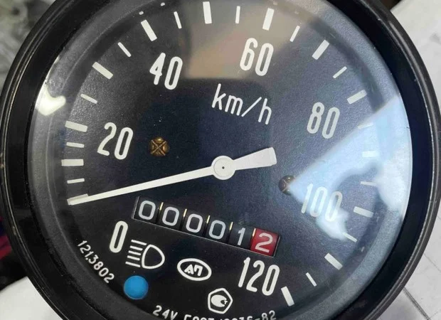 Спідометр 121.3802 для автомобілів КАМАЗ, УРАЛ, МАЗ - фото № 1