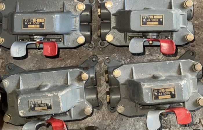 Кнопковый пост управления КУ123-13м в продаже - фото № 1