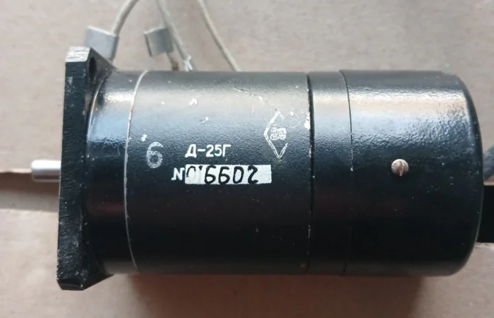 Двигун Д-25Г для промышленной автоматики - фото № 1