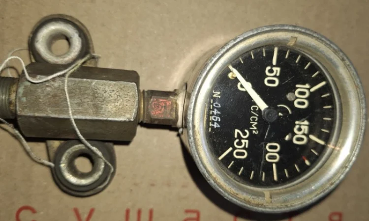 Куплю манометр МТ-60УП - фото № 1