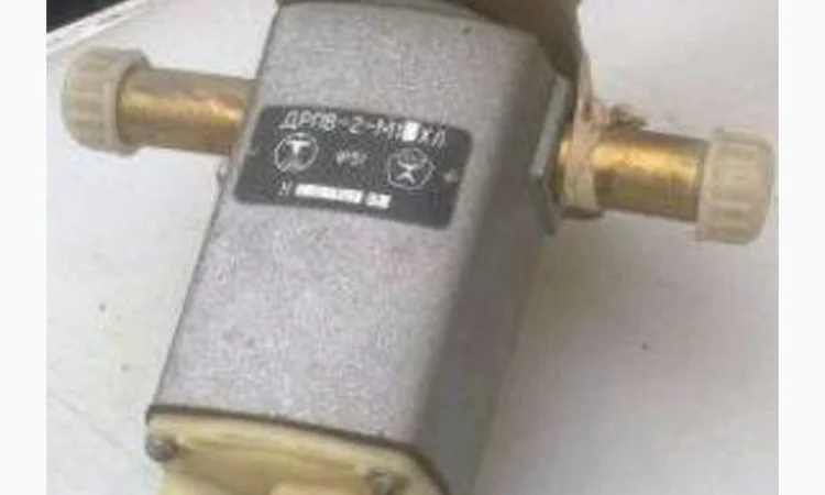 Датчик-реле потока воздуха ДРПВ-2 - фото № 1