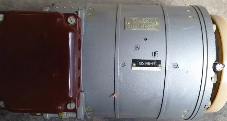 Генератор ГО-16ПЧ8-РС для сельхоз производства - фото № 1