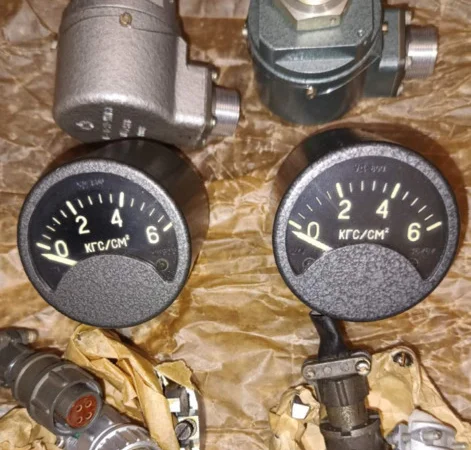 Індикатор тиску ІД-1-6 для сільгосптехніки - фото № 1