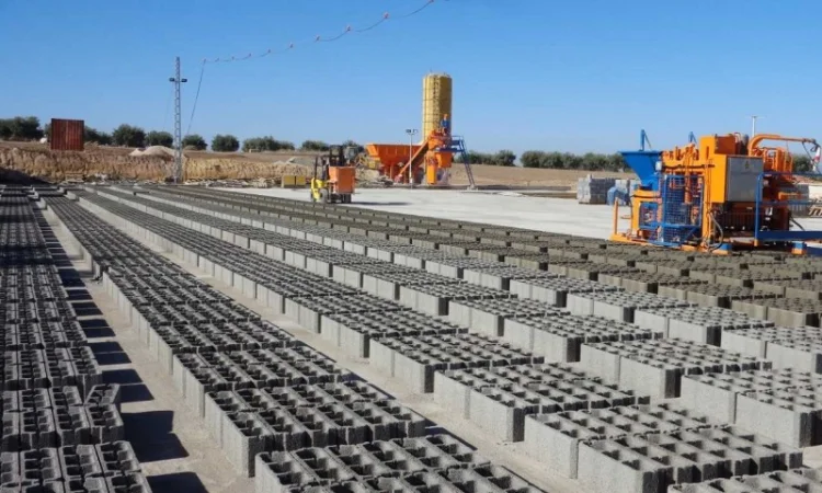 Мобільний вібропрес Svemlo SUMAB 2800 для виробництва бетонних блоків - фото № 15