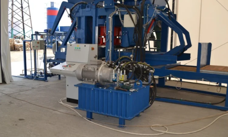 Вибропресс стационарный SUMAB SVEMLO 320 м2 - фото № 3