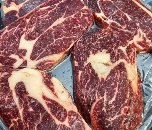 Стейки из мраморной конины - фото № 1