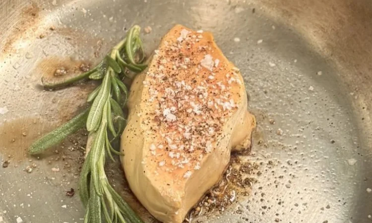 Фуа-гра утиная в продаже деликатес - фото № 1