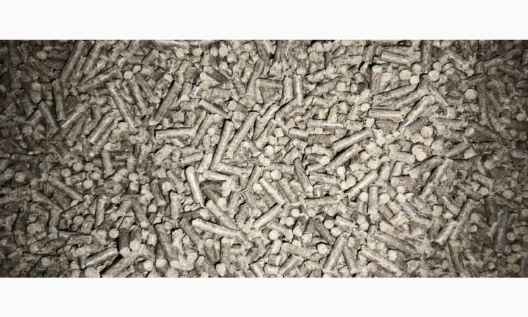 Соснові пелети 6 мм у продажу - фото № 1