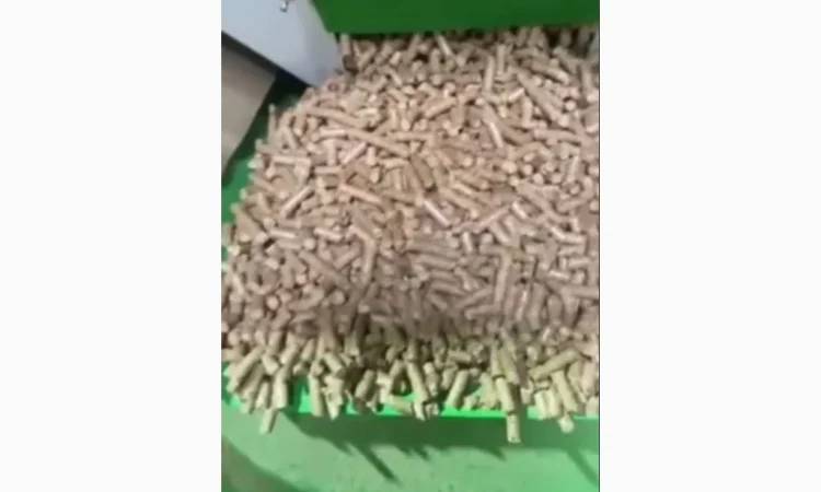 Продаж соснових пелет 6 мм - фото № 1