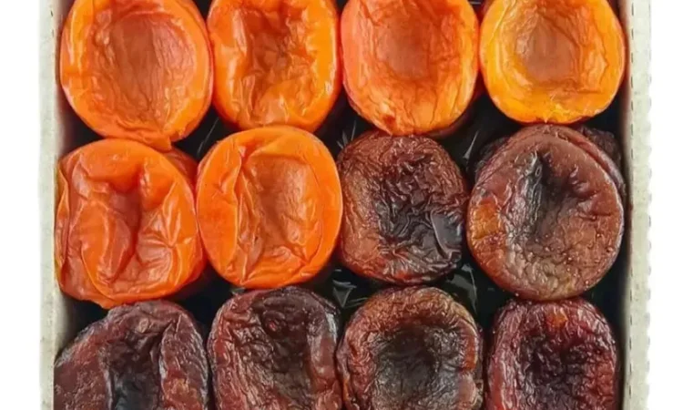 Курага Асорті натуральна абрикос та шоколадна 1кг - фото № 1