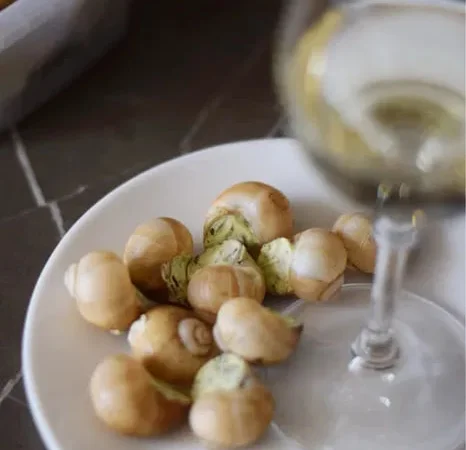 Равлики фаршировані по-бургундськи - фото № 1