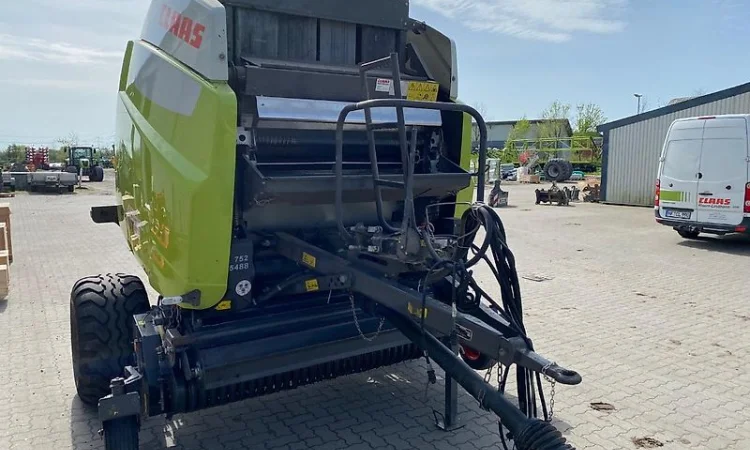 Прес-підбирач рулонний Claas VARIANT 485 RC (2017) - фото № 9