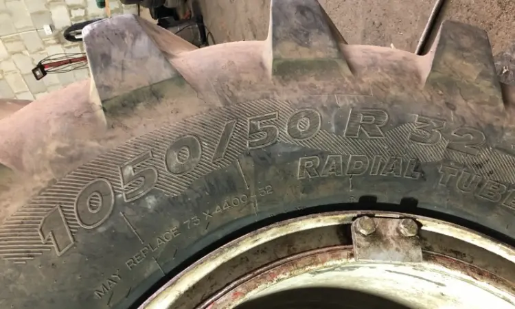 Шина 1050/50R32 Michelin для бурякозбиральных комбайнов - фото № 3