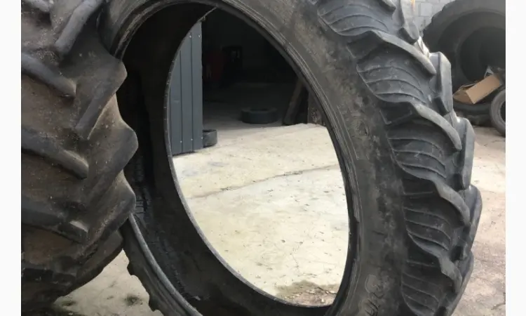 Шина 300/95R46 (12.4R46) Taurus для опрыскивателей - фото № 1