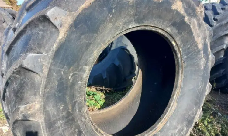 Б/у шина 800/70R38 Michelin (пара) для комбайна або трактора - фото № 2
