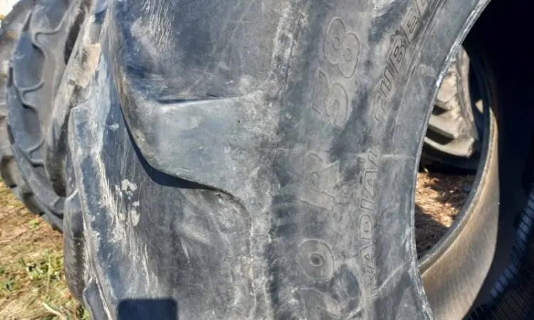 Б/у шина 800/70R38 Michelin (пара) для комбайна або трактора - фото № 4