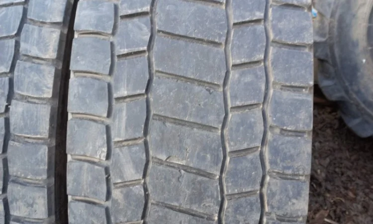 Бв шина 315/70-R22.5 Bridgestone - фото № 1