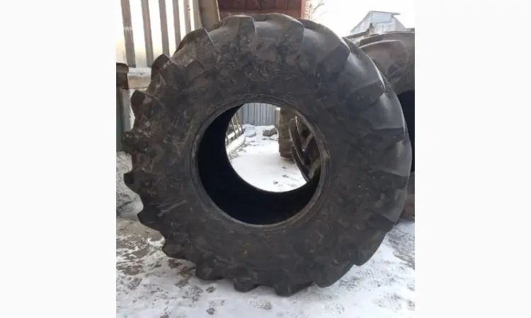 Бу шина 900/60R32 (35.5R32) Trelleborg (пара) - фото № 5