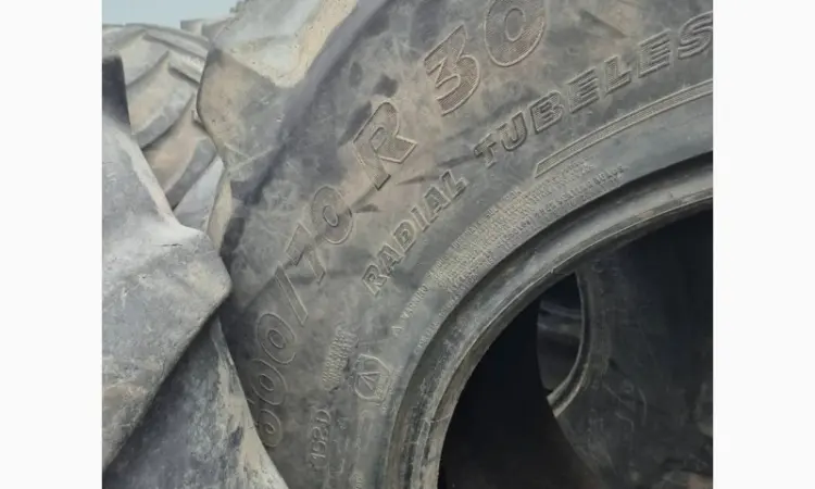 Б/у шини на трактор 710/70-R42 та 600/70R30 Michelin Megaxbib - фото № 6