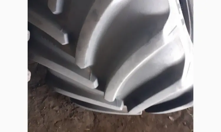 БУ Шина для комбайна Goodyear 173A8/170B TL OPTITRAC DT830 - фото № 1