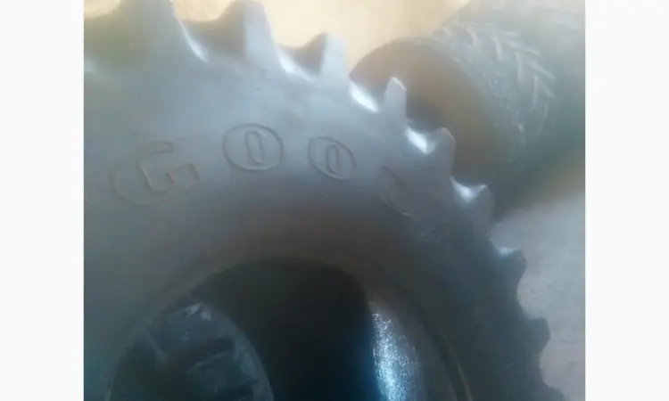 Продам 800/65R32 Goodyear 172A8 - фото № 3
