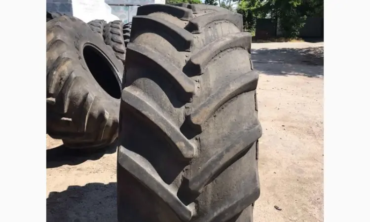 Бу шина 650/75r32 Continental (пара) - фото № 2