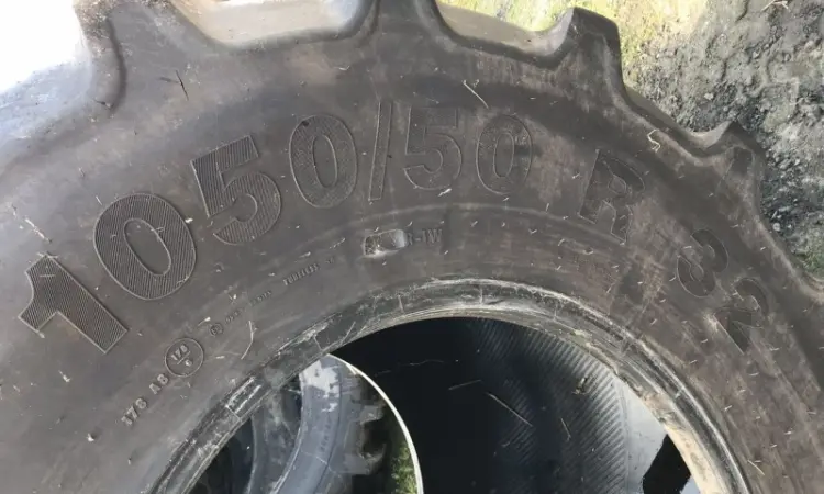 Б/у шины 1050/50R32 - фото № 7