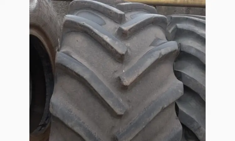 Бу шина 800/65R32 (30.5р32) GoodYear - фото № 1