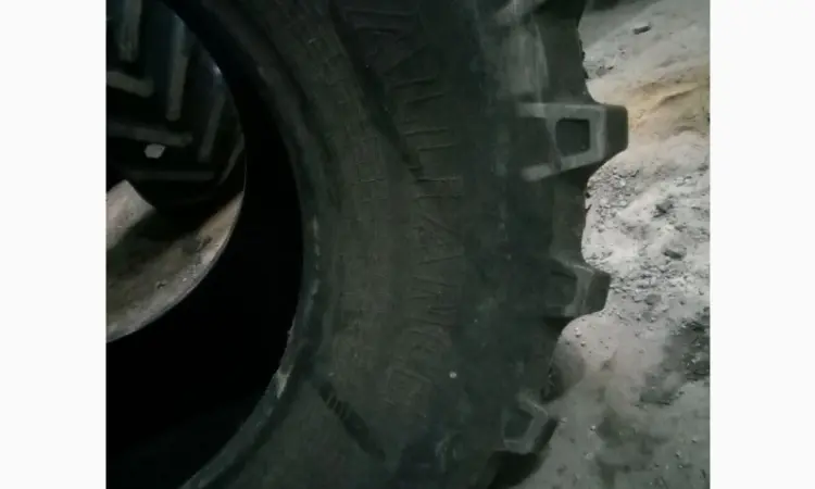 Бу шина 800/65r32 Alliance на комбайн (181А8) - фото № 4