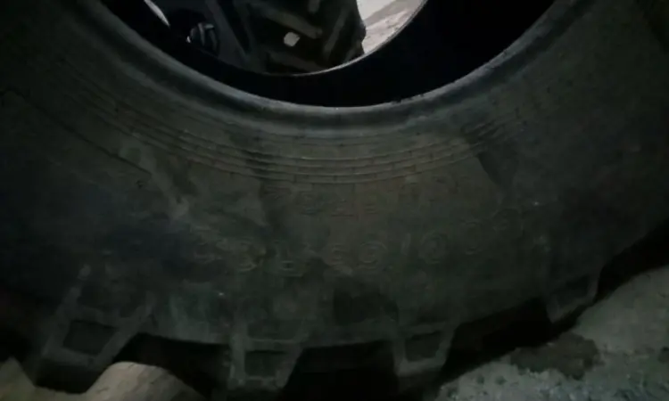 Бу шина 800/65r32 Alliance на комбайн (181А8) - фото № 5