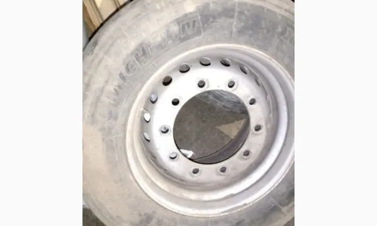 Бу колеса 455/45-22.5 Michelin п прицеп - фото № 2