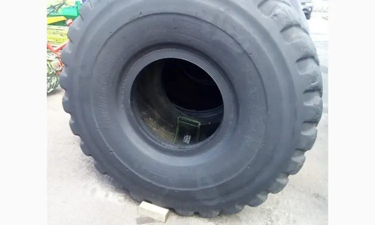 Шина для погрузчика Bridgestone 29 - фото № 2