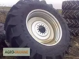 Шина Б/у для импортних комбайнів передня 900/60R32 і задня 18 - фото № 1