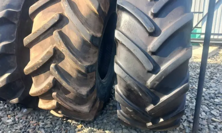 Бу шина 650/75-R32 (24.5R32) Michelin пара - фото № 1