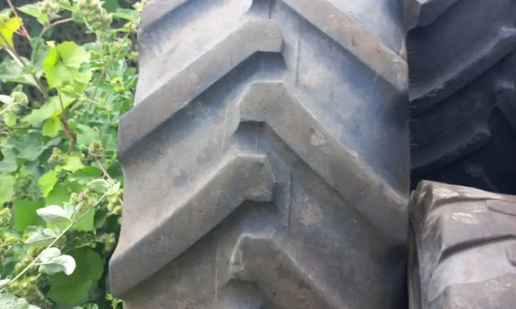 Бу шина 460/70R24 Advance (маниту) - фото № 1