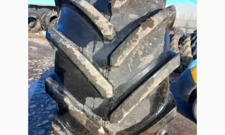 Бу шина 900/60R32 (35.5-32) Michelin - фото № 5