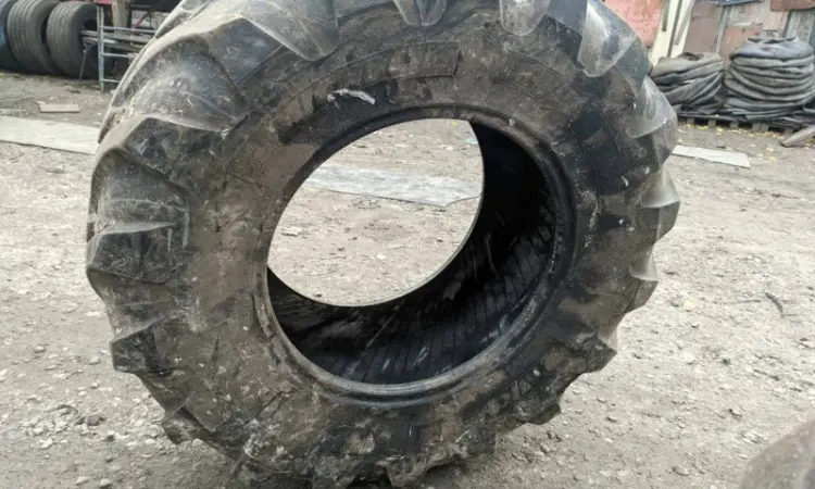 Бу шина 17.5R24 (460/70R24) Michelin XCML на маниту телескопический погрузчик - фото № 4